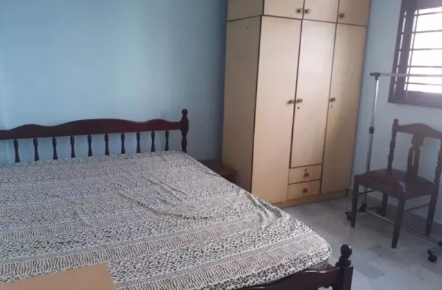 Room Rent • Marine Parade • 230 Lorong 8 Toa Payoh • S$1000 • 3-Room (2 BR) • Maid Room