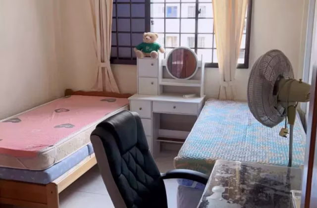 Room Rent • Sembawang • 840 Woodlands Street 82 • S$850 • 3-Room (2 BR) • Common Room