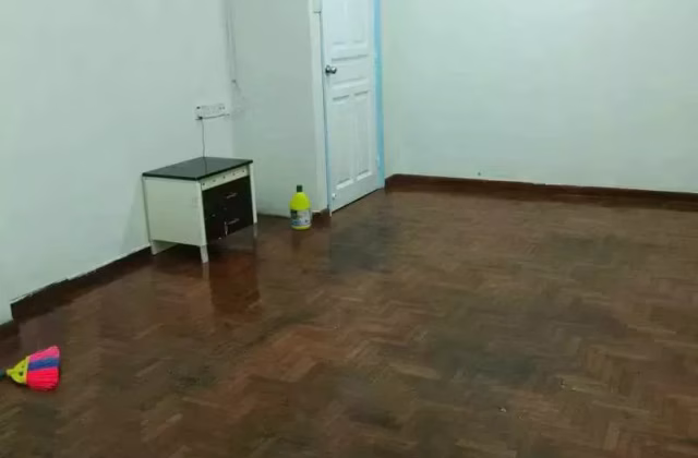 Room Rent • Bukit Timah •  South Union Park • S$1100 • Bungalow • Common Room