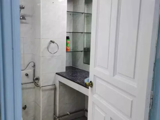 Room Rent • Bukit Timah •  South Union Park • S$1100 • Bungalow • Common Room Photo