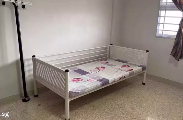 Room Rent • Orchard • 604 Ang Mo Kio Avenue 5 • S$850 • 3-Room (2 BR) • Common Room