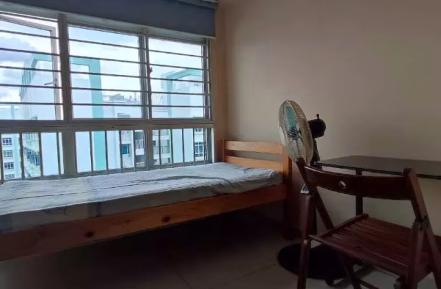 Room Rent • Bishan • 211C Compassvale Lane • S$1000 • 3-Room (2 BR) • Common Room