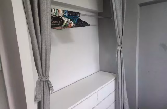 Room Rent • Bukit Merah • 270 Bangkit Road • S$900 • 5-Room (4 BR) • Common Room