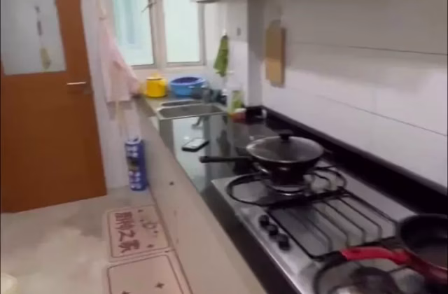 Room Rent • Central Water Catchment •  Sunglade • S$800 • Condo • Maid Room