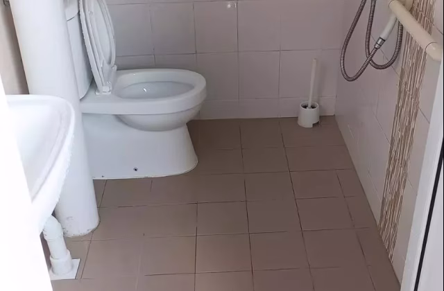 Room Rent • Lim Chu Kang • 476 Jurong West Street 41 • S$390 • 4-Room (3 BR) • Maid Room