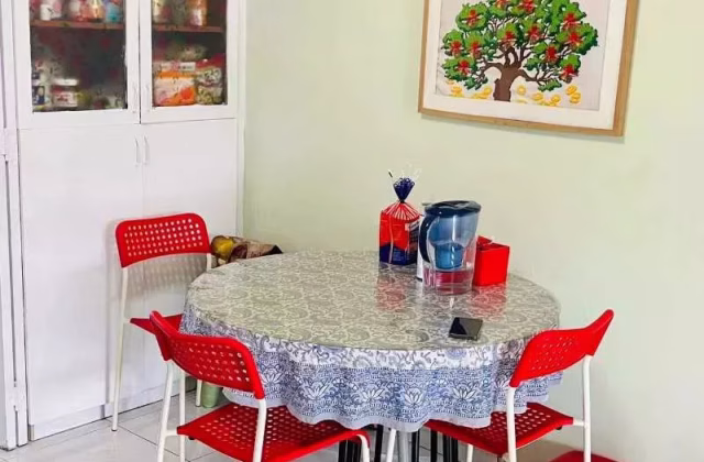 Room Rent • Outram • 97 Aljunied Crescent • S$650 • 4-Room (3 BR) • Room Sharing