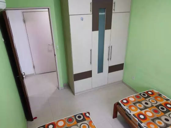 Room Rent • Marine Parade • 146 Lorong 2 Toa Payoh • S$1100 • 4-Room (3 BR) • Common Room Photo