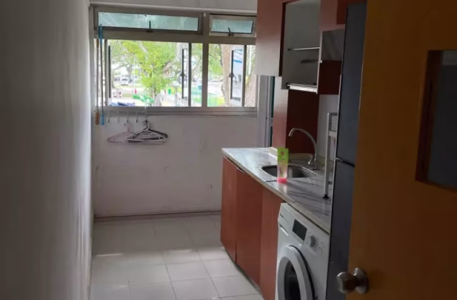 Room Rent • Outram • 86 Circuit Road • S$1200 • 3-Room (2 BR) • Maid Room