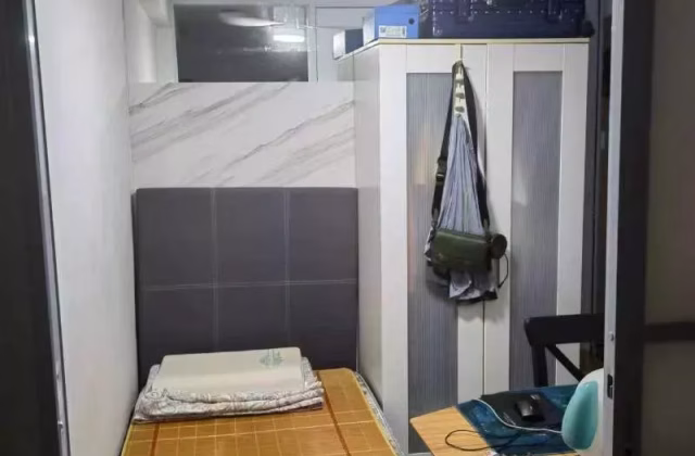 Room Rent • Rochor • 242 Yishun Ring Road • S$700 • 3-Room (2 BR) • Common Room