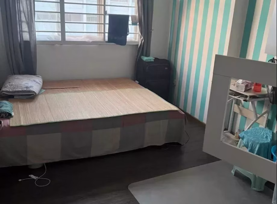 Room Rent • Rochor • 428B Yishun Avenue 11 • S$750 • 4-Room (3 BR) • Common Room Photo