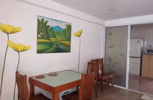 Room Rent • Sembawang • 787C Woodlands Crescent • S$700 • 4-Room (3 BR) • Common Room