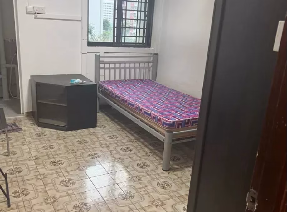 Room Rent • Orchard • 211 Ang Mo Kio Avenue 3 • S$350 • 3-Room (2 BR) • Room Sharing Photo