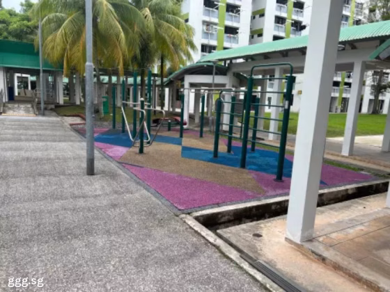 Room Rent • Orchard • 211 Ang Mo Kio Avenue 3 • S$350 • 3-Room (2 BR) • Room Sharing Photo
