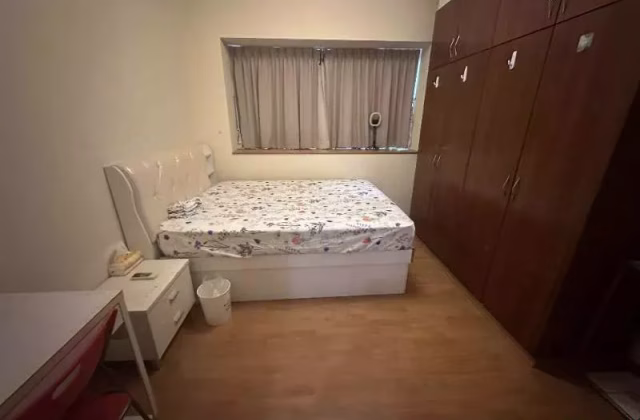 Room Rent • Southern Islands •  Sunshine Plaza • S$1900 • Condo • Master Room