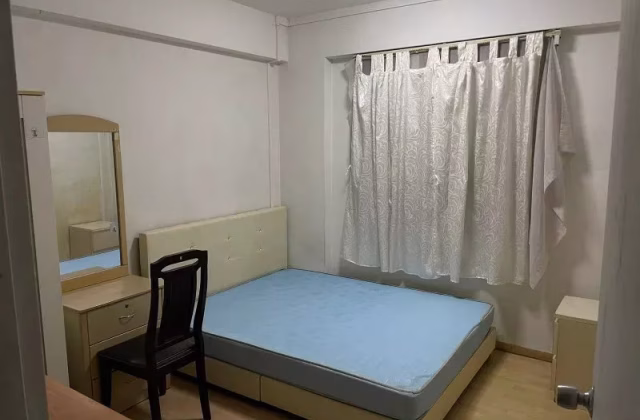 Room Rent • Western Water Catchment • 498G Tampines Street 45 • S$1100 • 4-Room (3 BR) • Common Room