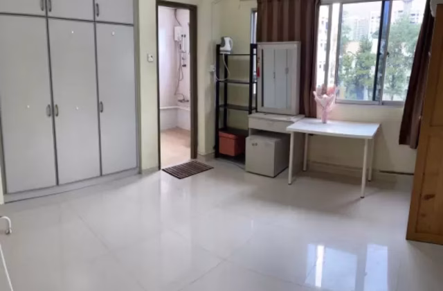 Room Rent • Tengah •  Cavenagh Gardens • S$1200 • 5-Room (4 BR) • Common Room