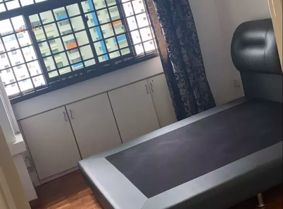 Room Rent • Sembawang • 740 Woodlands Circle • S$1050 • 5-Room (4 BR) • Common Room Photo