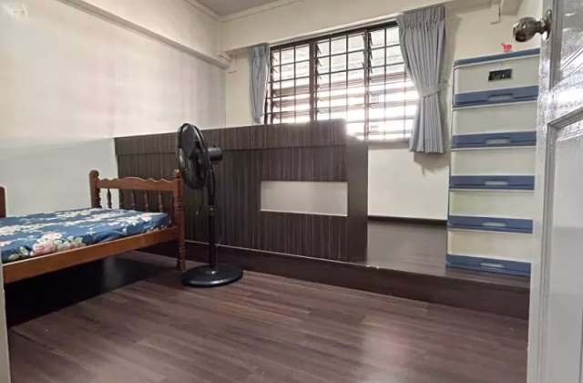 Room Rent • Rochor • 759 Yishun Street 72 • S$850 • 4-Room (3 BR) • Common Room