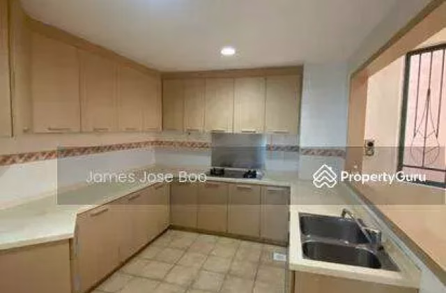 Room Rent • Geylang •  Yew Mei Green • S$600 • Condo • Maid Room