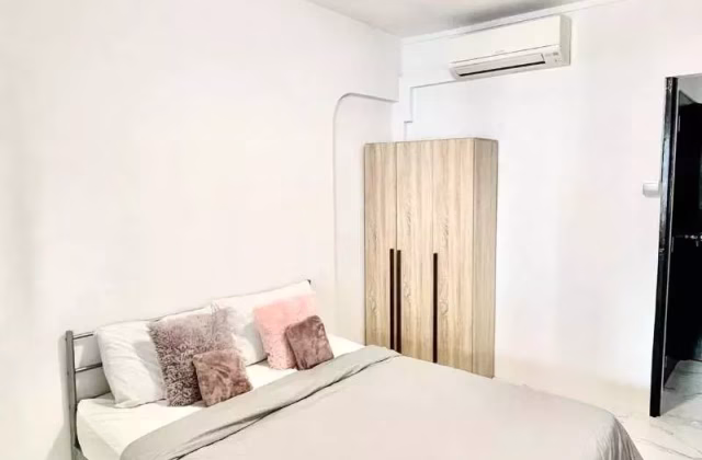 Room Rent • Museum • 20 Saint George's Road • S$1350 • 3-Room (2 BR) • Common Room