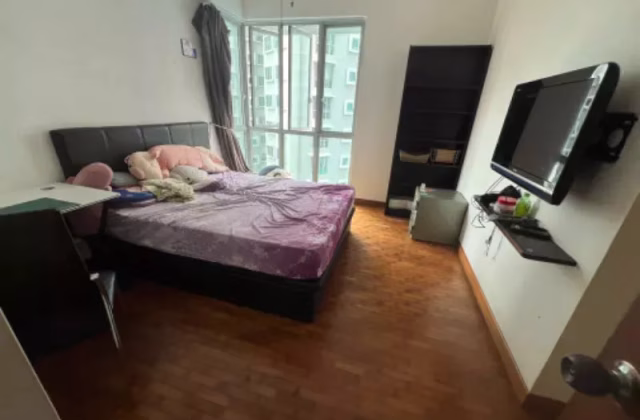 Room Rent • Ang Mo Kio •  Whitewater • S$1400 • Condo • Master Room