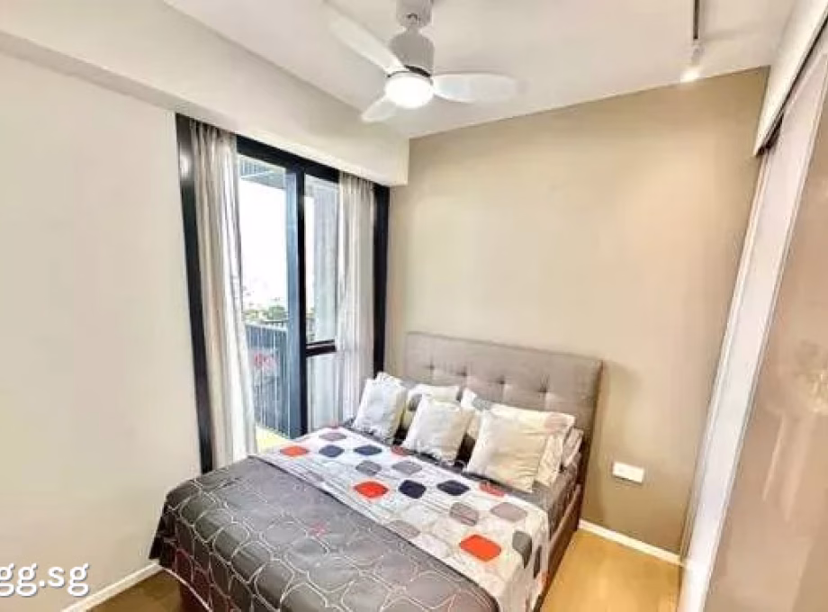 House Rent • Outram •  Parc Esta • S$2600 • Condo • 420ft² / 39m² Photo
