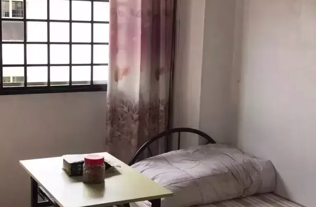 Room Rent • Sembawang • 363 Woodlands Avenue 5 • S$500 • 4-Room (3 BR) • Common Room