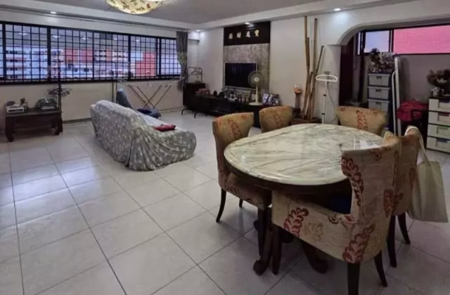 House Rent • Geylang • 431 Choa Chu Kang Avenue 4 • S$3900 • 5-Room (4 BR) • 1400ft² / 130m²