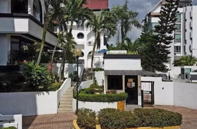 Room Rent • Ang Mo Kio •  Watercrest • S$1300 • Walk-up • Common Room
