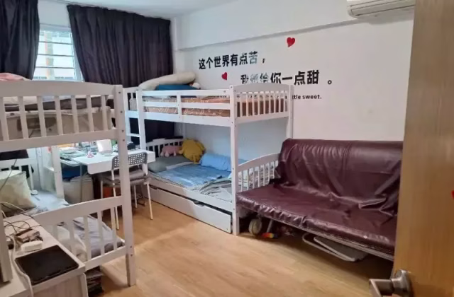 Room Rent • Marine Parade • 174 Lorong 1 Toa Payoh • S$1500 • 3-Room (2 BR) • Common Room