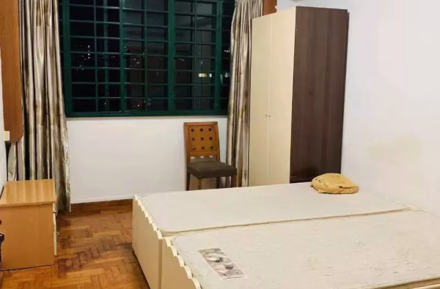 Room Rent • Ang Mo Kio • 119 Pasir Ris Street 11 • S$1400 • 3-Room (2 BR) • Master Room
