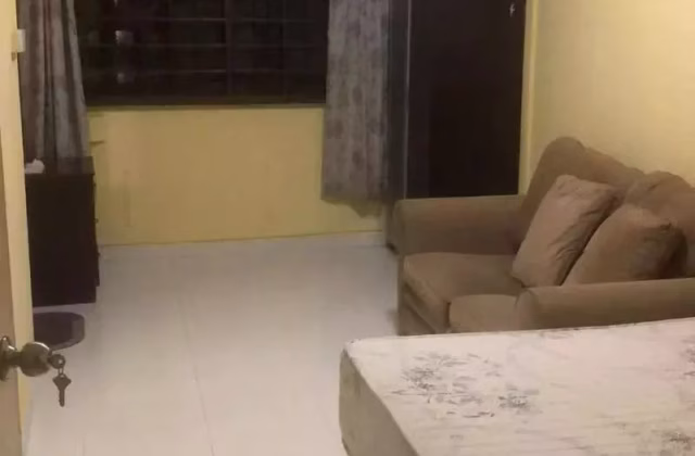 Room Rent • Sembawang • 896B Woodlands Drive 50 • S$900 • 4-Room (3 BR) • Common Room