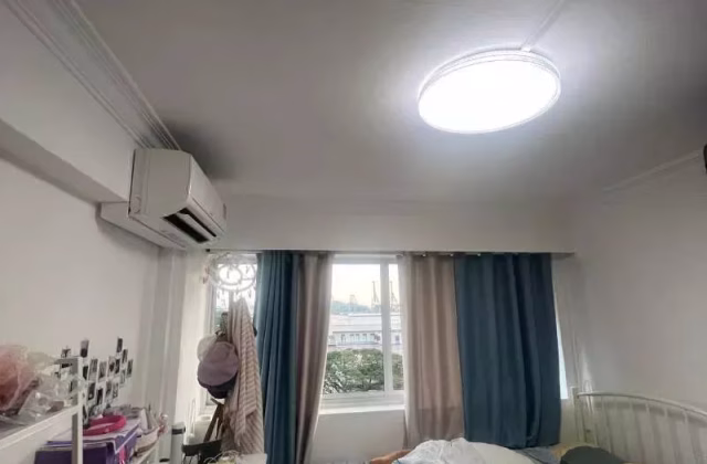 Room Rent • Clementi • 101 Spottiswoode Park Road • S$1500 • 5-Room (4 BR) • Common Room