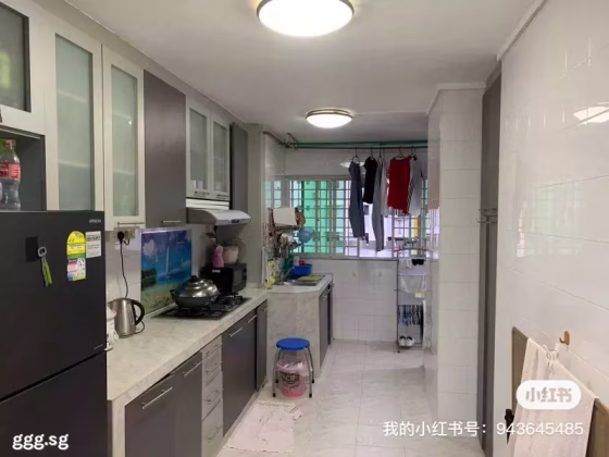 Room Rent • Orchard • 182 Ang Mo Kio Avenue 5 • S$450 • 4-Room (3 BR) • Room Sharing Photo