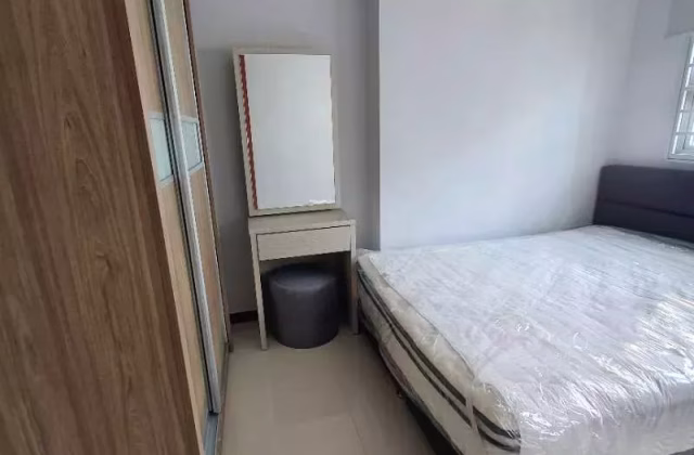 Room Rent • Changi • 233C Sumang Lane • S$850 • 4-Room (3 BR) • Common Room
