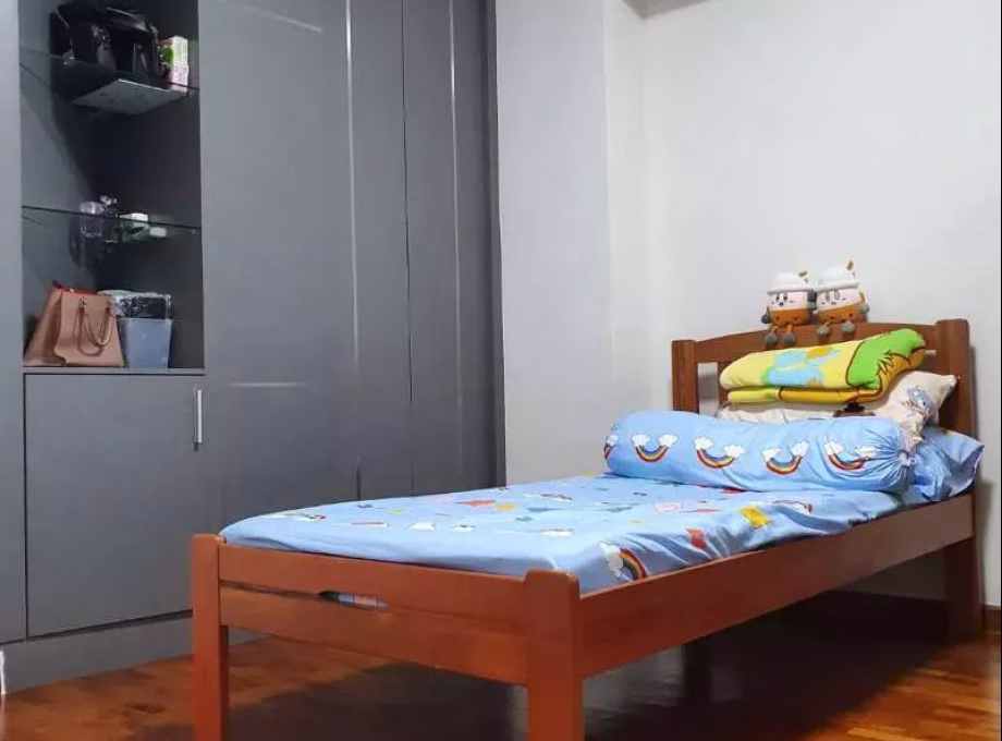 Room Rent • Geylang • 692A Choa Chu Kang Crescent • S$600 • 4-Room (3 BR) • Common Room Photo