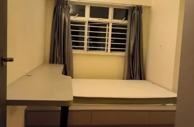 Room Rent • Rochor • 318C Yishun Avenue 9 • S$850 • 3-Room (2 BR) • Common Room