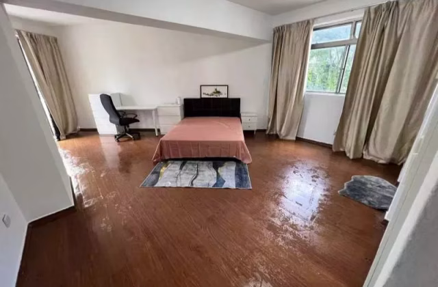 Room Rent • Paya Lebar •  Lakeside Tower • S$2000 • Apartment • Master Room