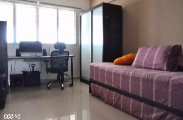 Room Rent • Lim Chu Kang • 406 Jurong West Street 42 • S$800 • 4-Room (3 BR) • Common Room