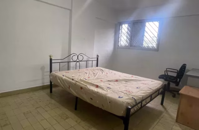 House Rent • Clementi • 43 Telok Blangah Rise • S$3300 • 3-Room (2 BR) • 850ft² / 78m²