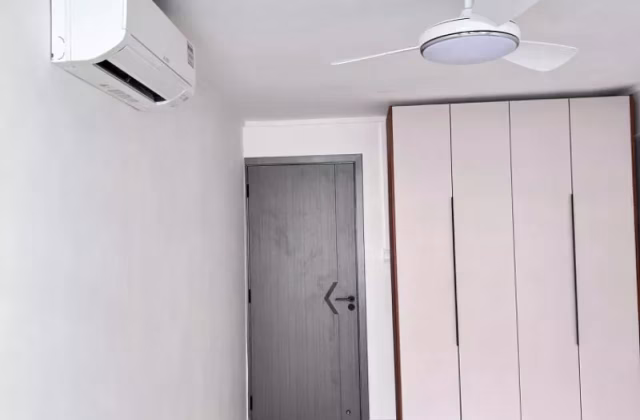 Room Rent • Sembawang • 115 Marsiling Rise • S$1400 • 5-Room (4 BR) • Master Room