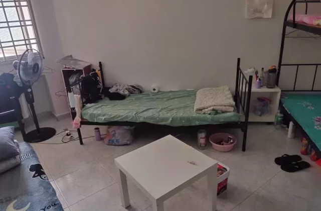 Room Rent • Geylang • 706 Choa Chu Kang Street 53 • S$400 • 3-Room (2 BR) • Room Sharing