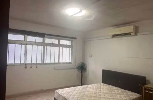 Room Rent • Downtown Core • 128 Bishan Street 12 • S$1300 • 4-Room (3 BR) • Master Room