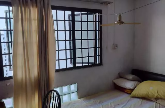 Room Rent • Lim Chu Kang • 667D Jurong West Street 65 • S$700 • 3-Room (2 BR) • Maid Room