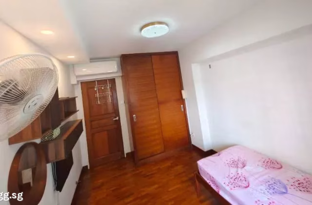 Room Rent • Bishan • 407B Fernvale Road • S$1000 • 3-Room (2 BR) • Maid Room