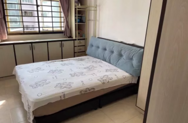 Room Rent • Changi • 111 Edgefield Plains • S$900 • 4-Room (3 BR) • Common Room