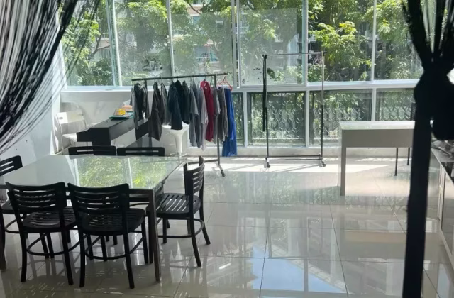 Room Rent • Lim Chu Kang •  Lakepoint Condo • S$1000 • Condo • Common Room