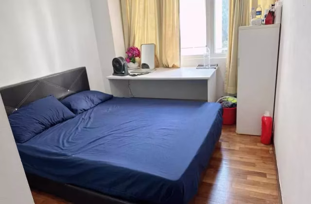 Room Rent • Outram •  Sunflower Regency • S$1350 • Apartment • Master Room
