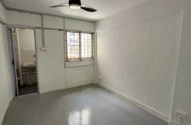 House Rent • Geylang • 26 Teck Whye Lane • S$3500 • 3-Room (2 BR) • 1000ft² / 92m²