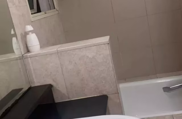 Room Rent • Rochor •  Lilydale • S$1550 • Condo • Master Room